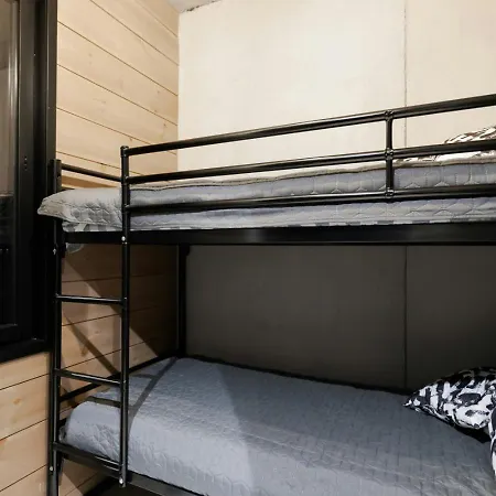 Apartment Convenient For 6 With Sauna
